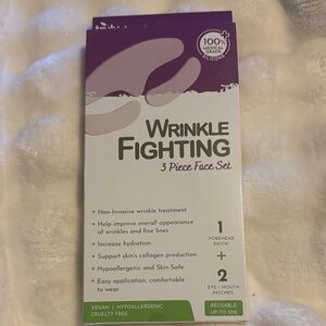 Wrinkle Fighting 3 Piece Face Set - Purple and White